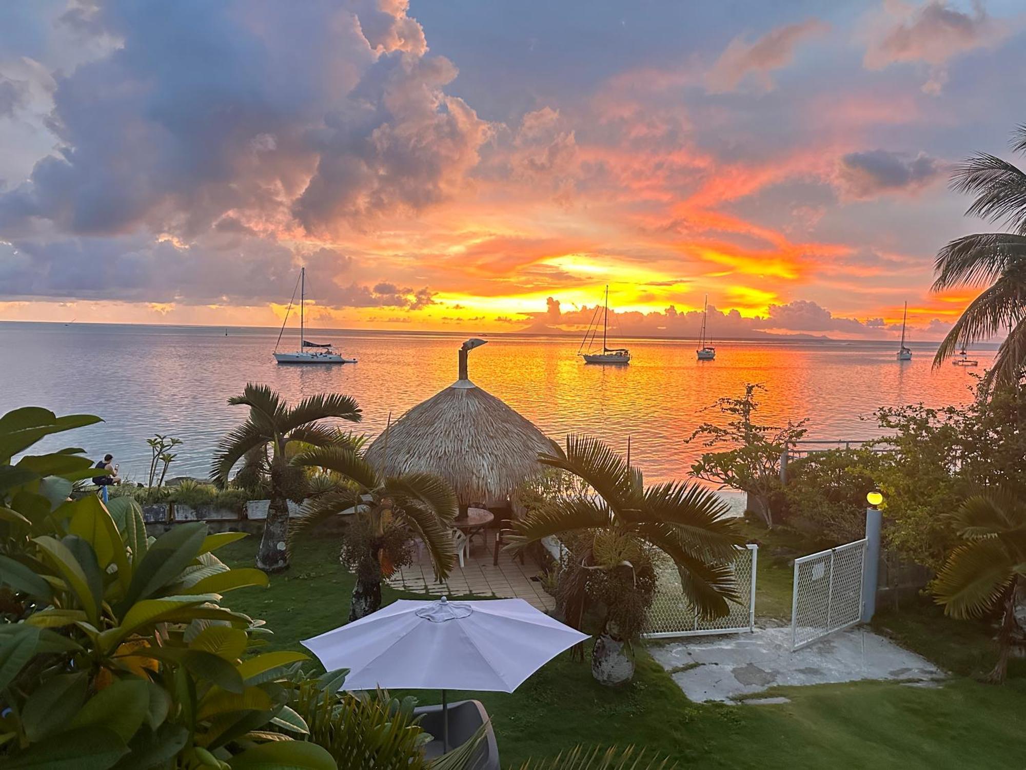 Meri Lodge Huahine « Room Of Marta » Fare Bagian luar foto